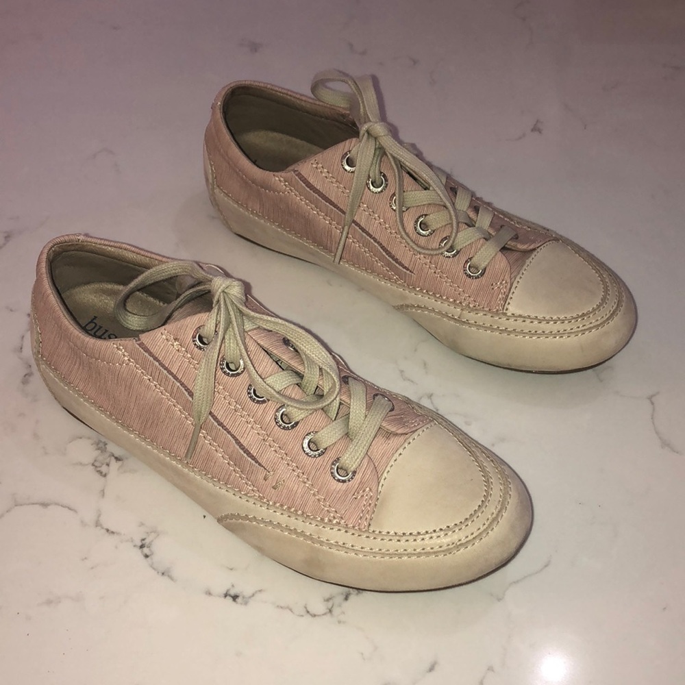 Bussola Women’s Novara sneaker in linea blush
